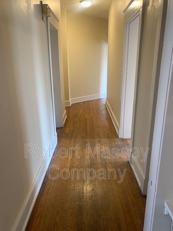 Building Photo - 2014 Cherokee Pkwy