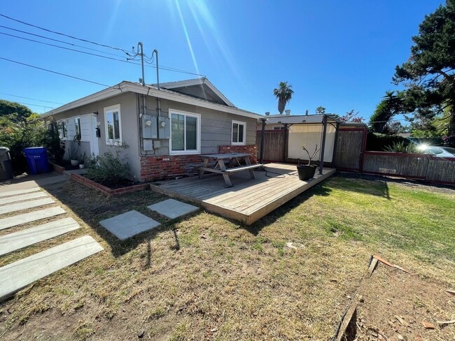 Primary Photo - Quaint 1 Bedroom in Encinitas