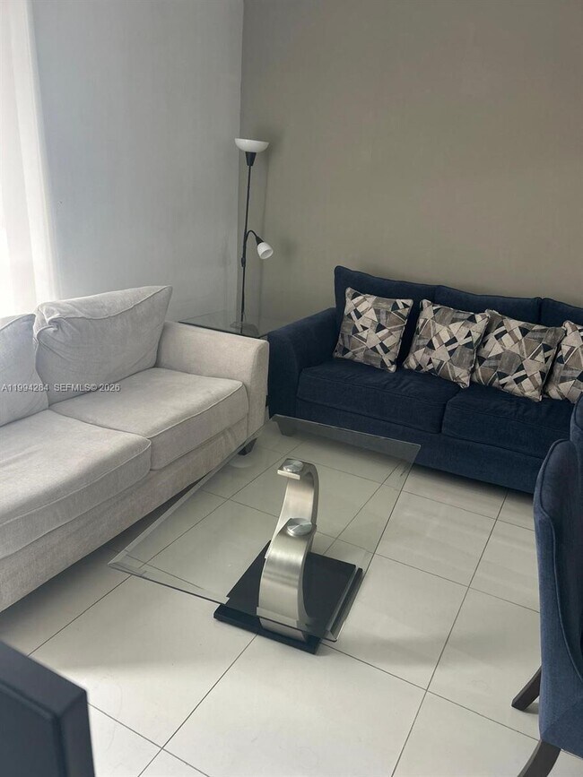 Building Photo - 5300 NW 85th Ave