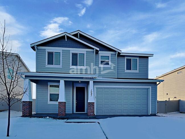 Building Photo - 1097 Moorside Ave