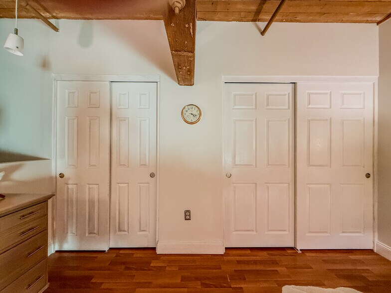 Building Photo - 494 Woonasquatucket Ave