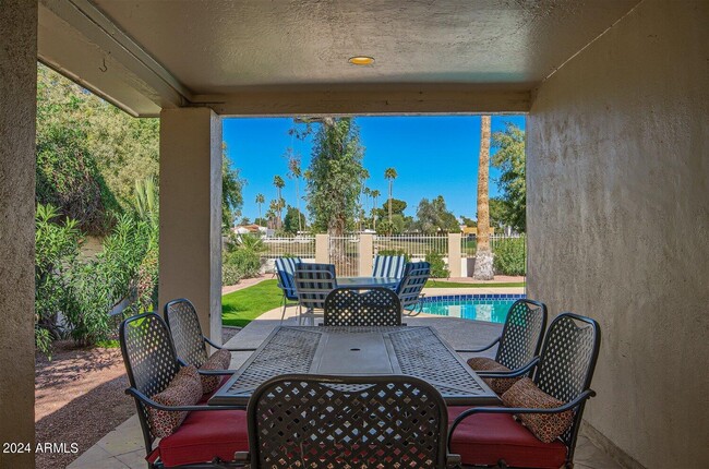 Building Photo - 8012 E Vía Campo