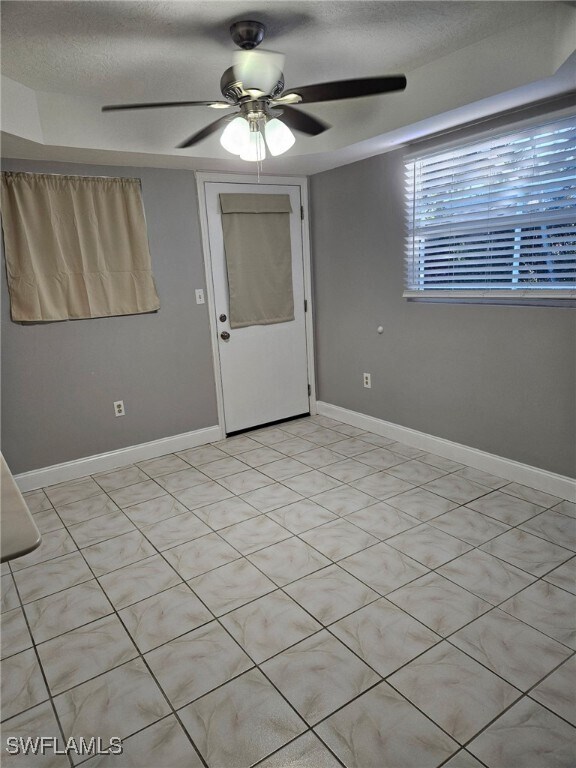 Building Photo - 4532 Beechwood Lake Dr