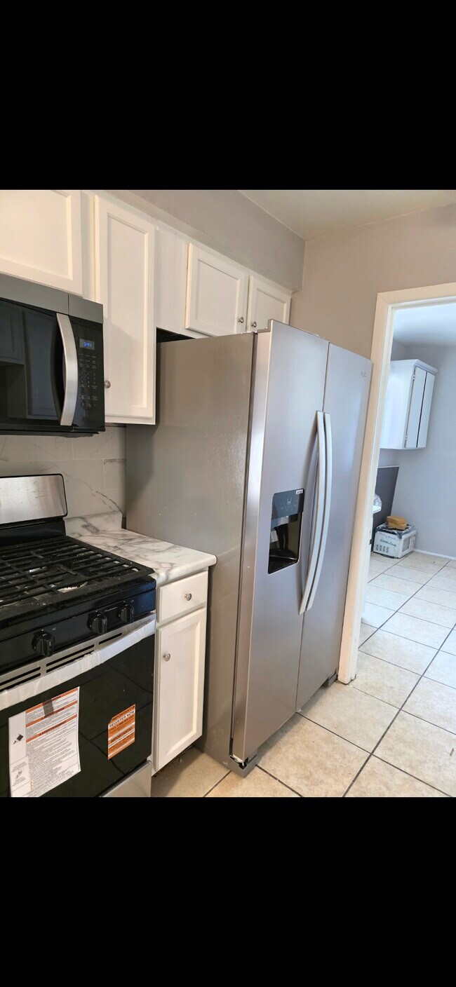 Building Photo - 20766 Ehlert Ave