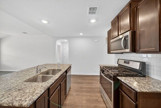 Building Photo - 9931 Bratten Rise