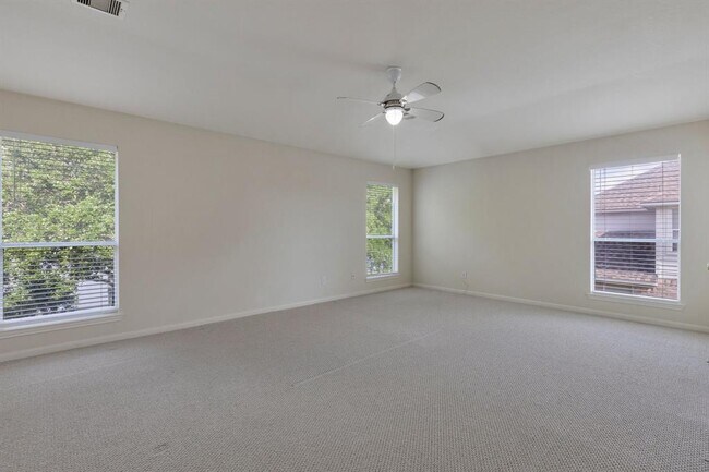 Building Photo - 2712 Park Falls Dr