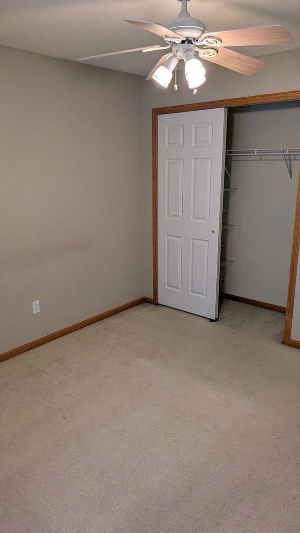 Building Photo - Amazing Apple Valley Townhome 4bd 3.5 Bath!!!