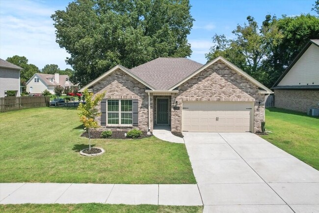 Building Photo - 1795 Stampede Cir