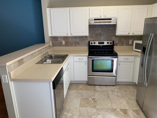 Building Photo - 3115 Harpeth Springs Dr