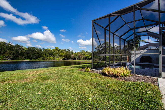 Building Photo - 4940 Tobermory Way