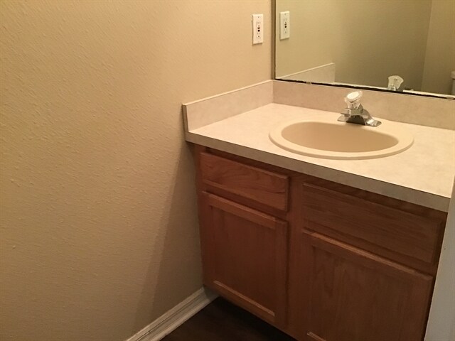 Building Photo - 4441 Waterside Pointe Cir
