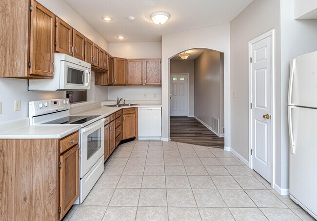 Building Photo - 1416 Whitburn Dr