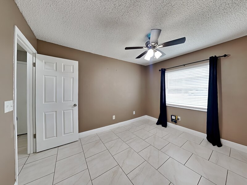 Building Photo - 241 W Citrus St