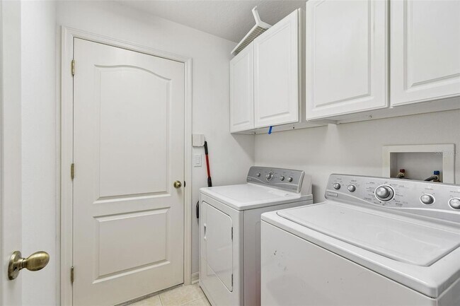 Building Photo - 4017 Langdrum Dr