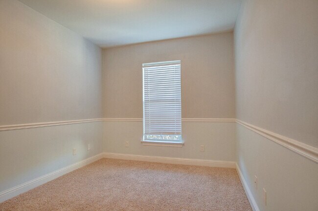 Building Photo - Stunning Move-In Ready 3-Bed, 2-Bath Energy-Efficient Brick Home in Pace with Brand-New Flooring,...