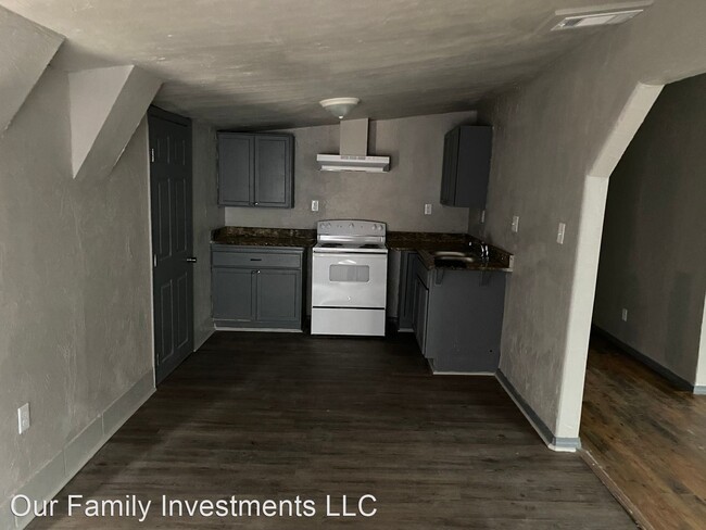 Building Photo - 4 br, 1.5 bath House - 637 E 52Nd St N.
