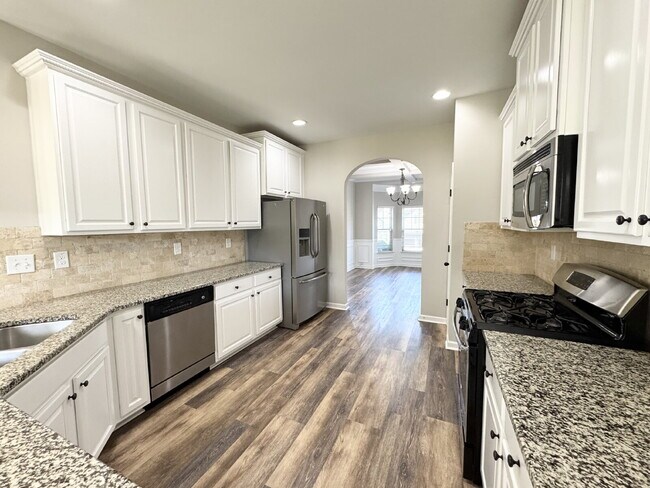 Building Photo - Move-In Ready 5-Bedroom Retreat in Whisper...