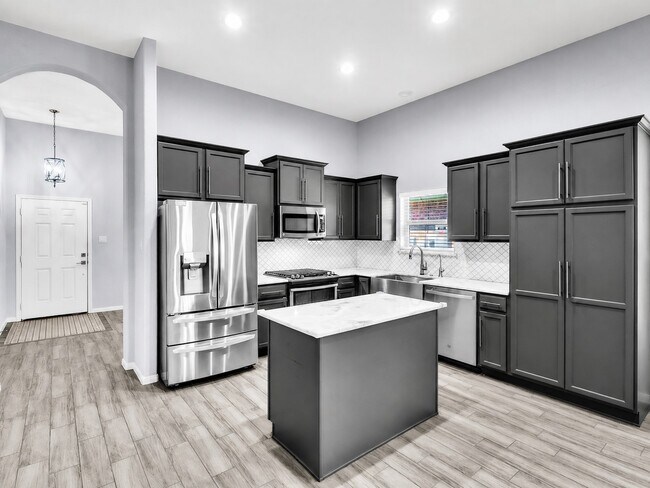 Building Photo - 19111 W Windhaven Terrace Trail
