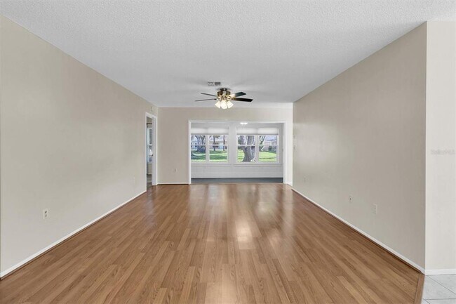 Building Photo - 4814 Grist Mill Cir