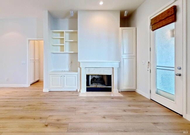 Building Photo - 844 Signorelli Cir