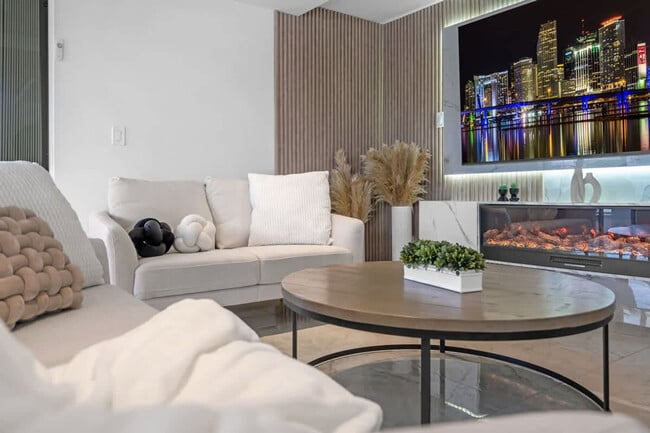 Building Photo - 468 Golden Isles Dr