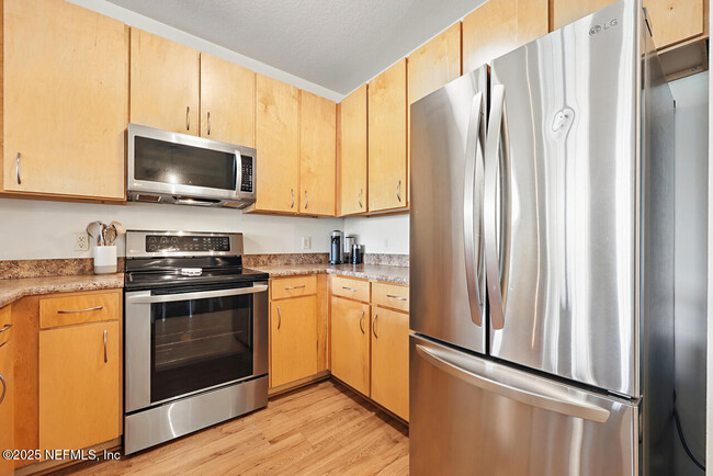 Building Photo - 12700 Bartram Park Blvd