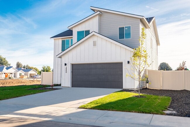 Building Photo - New 4 Bed 2.5 Bath House in Star