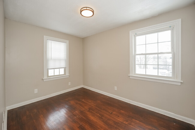 Building Photo - 3-Bedroom Home in Shaker Heights, OH