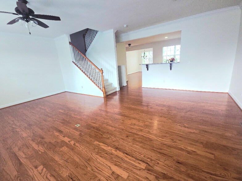 Building Photo - 1207 Heritage Links Dr
