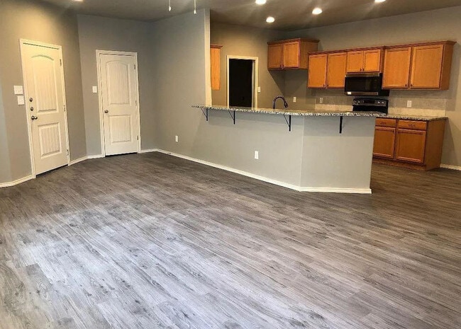 Building Photo - 1203 Preston Trails