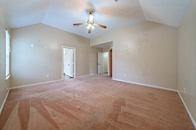 Building Photo - 7530 Alderly Dr