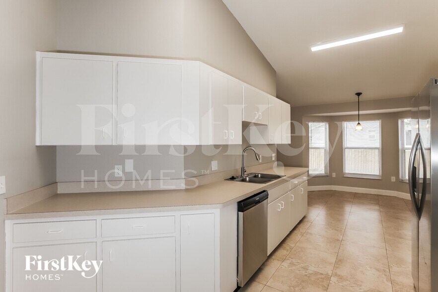 Building Photo - 7938 Charleston Blvd