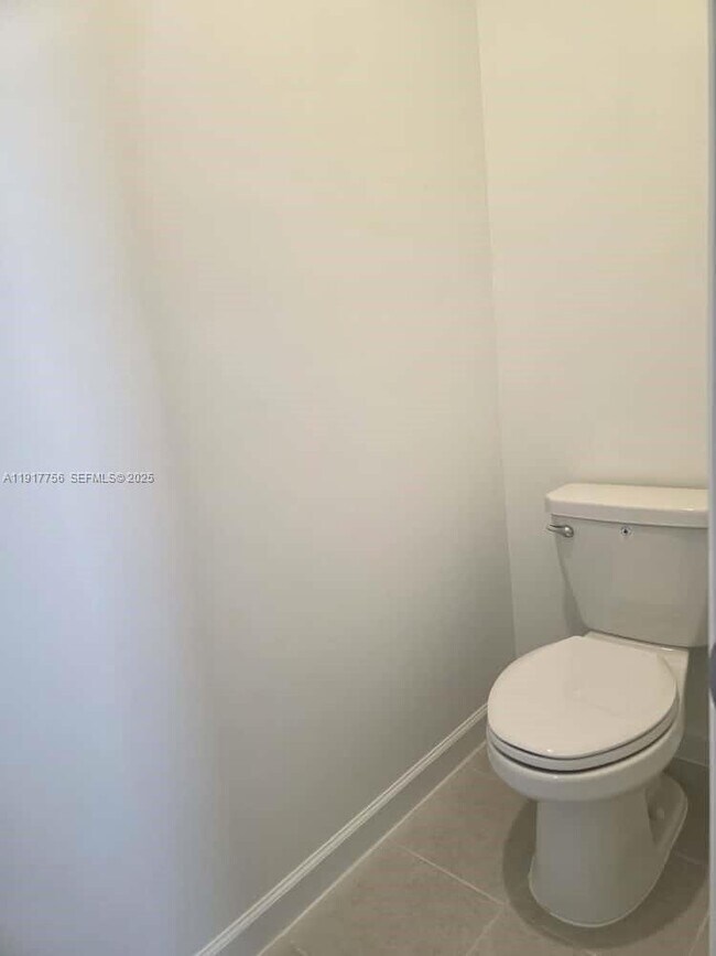 Building Photo - 17875 SW 359 Ter