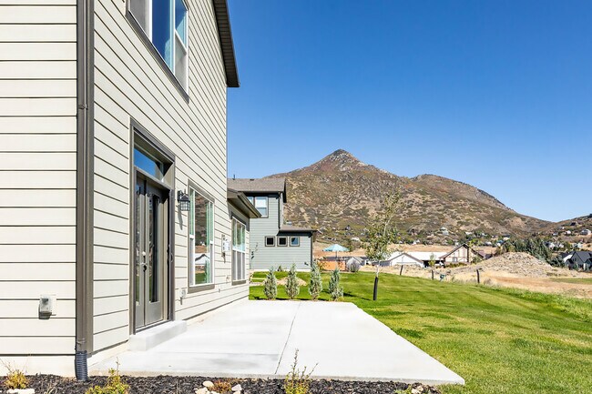 Building Photo - 1112 Springer View Loop