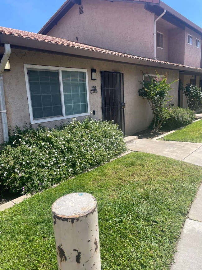 Building Photo - Cozy 2 Bedroom Apartment in N Merced