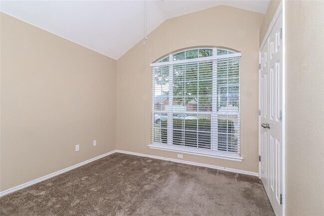 Building Photo - 509 SW 158th Terrace
