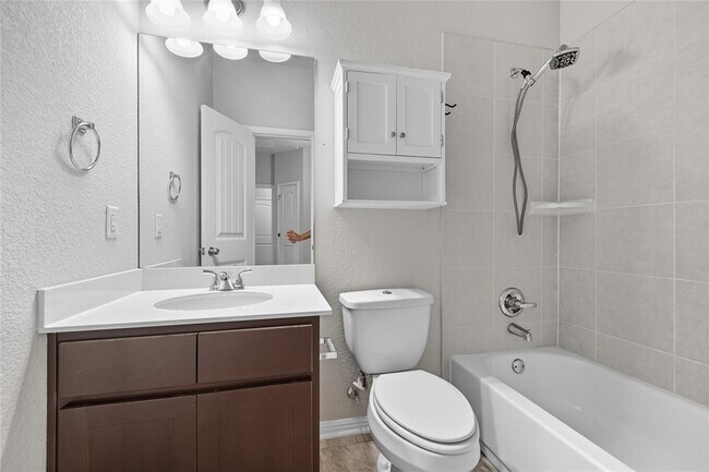 Building Photo - 5925 Malta Cir