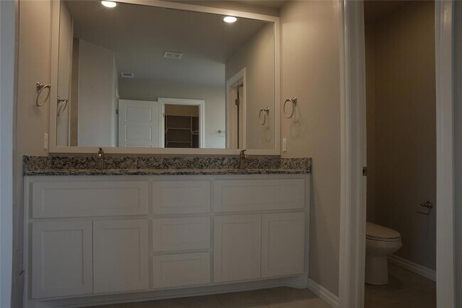 Building Photo - 5216 Bing Cir