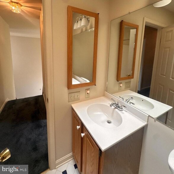 Building Photo - 4282 Wimbledon Dr