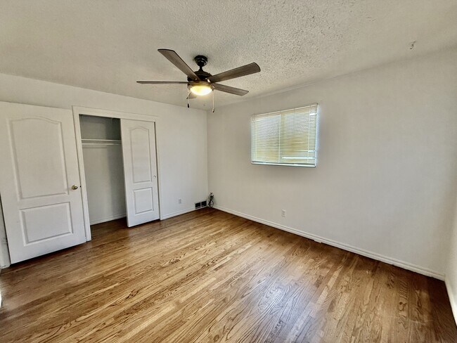 Building Photo - 1993 E 6850 S