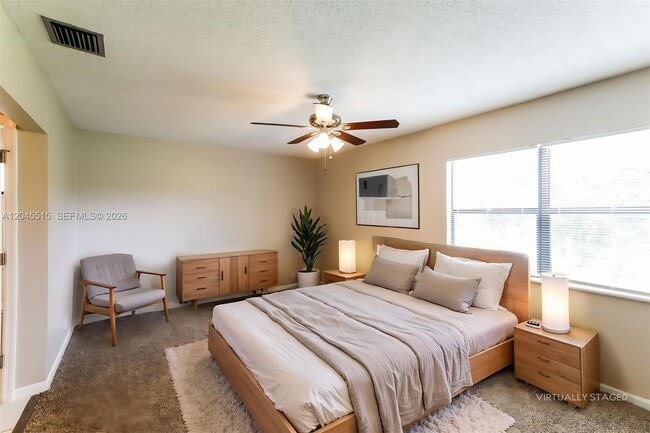 Building Photo - 1430 W Sandpiper Cir