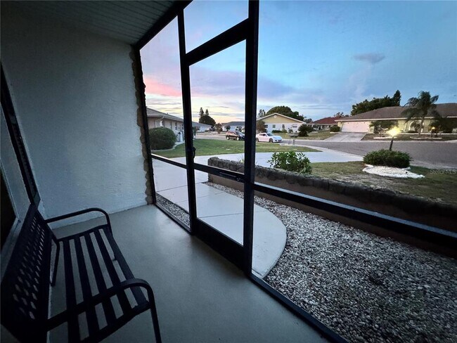 Building Photo - 1008 Yellowbird Pl