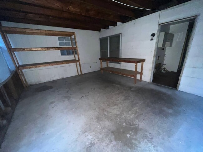 Building Photo - 1123 St Benedict Dr