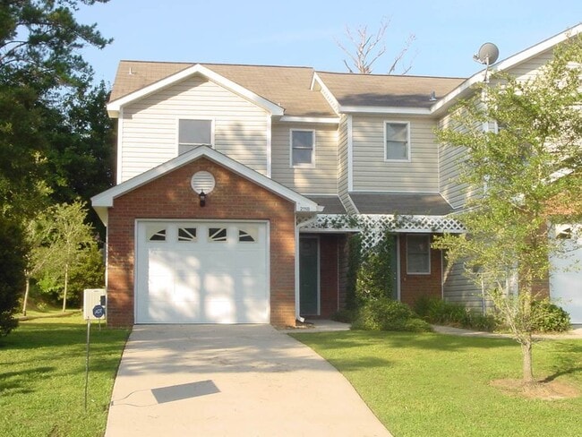 Primary Photo - 2118 Delta Blvd