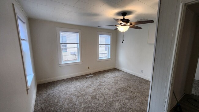 Building Photo - Updated North Side Home