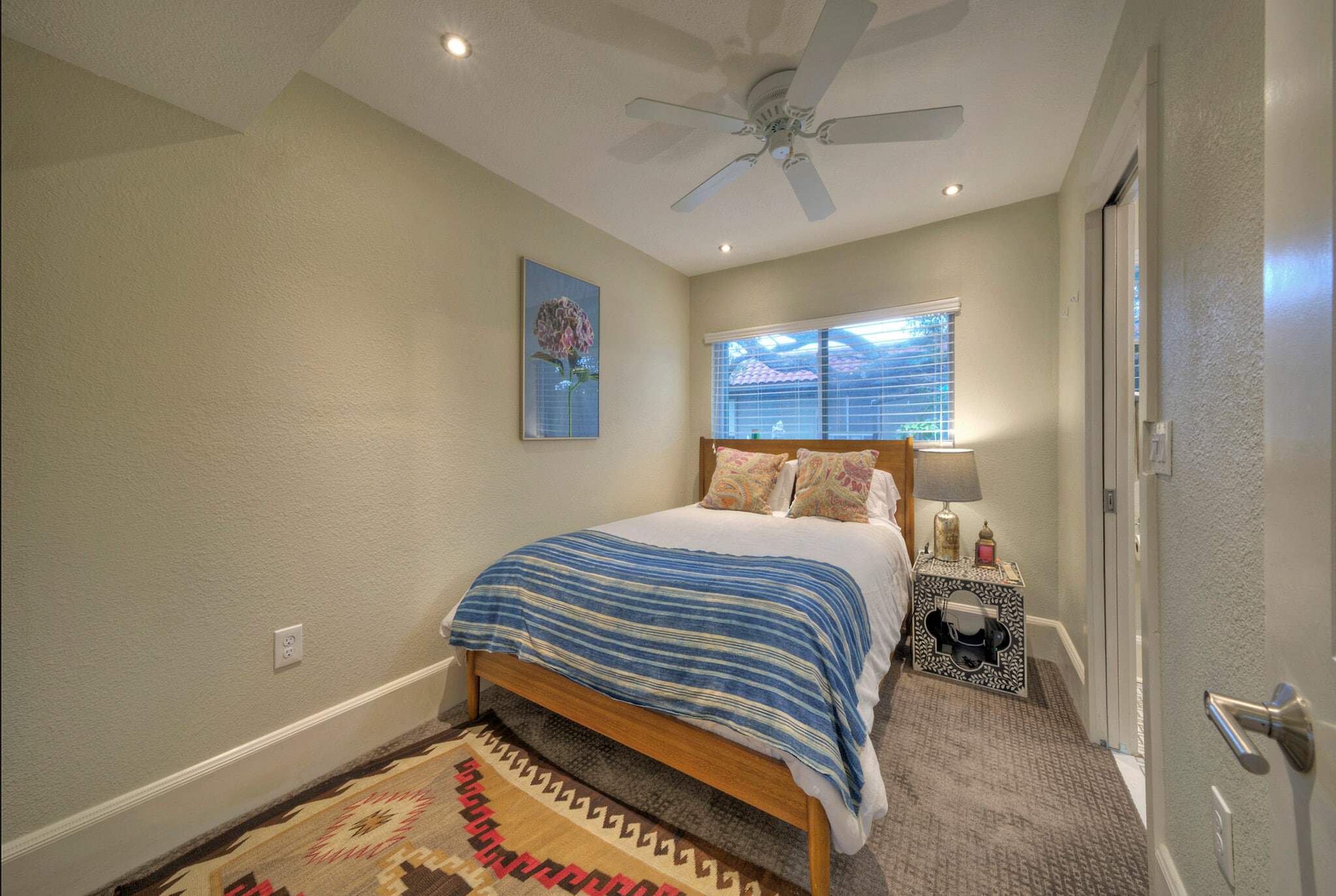 DOWNSTAIRS BEDROOM - 3805 southridge dr