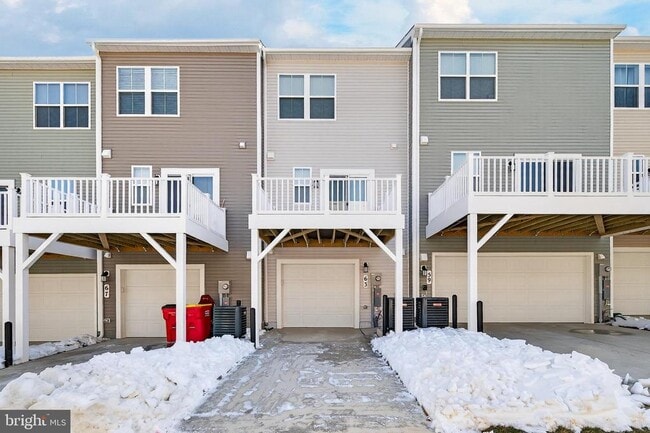 Building Photo - 63 Rolling Branch Dr