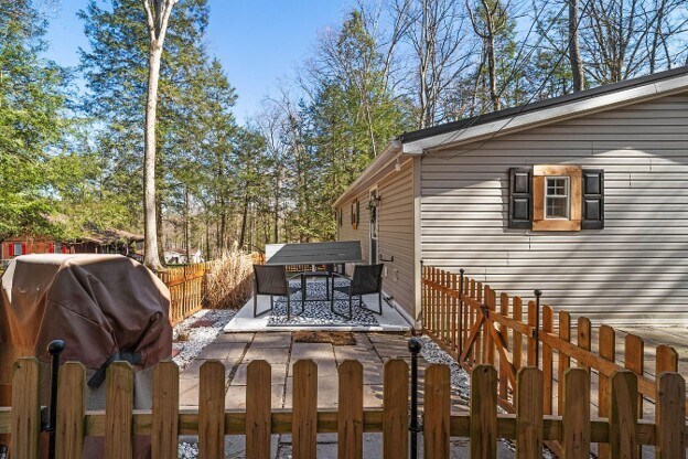 Building Photo - 268 Harmony Dr