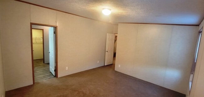 Building Photo - 290 Old Taylor Rd