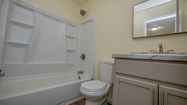 Building Photo - 2152 Calle Mesa Verde